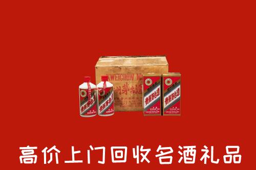 南京市江宁高价回收铁盖茅台酒